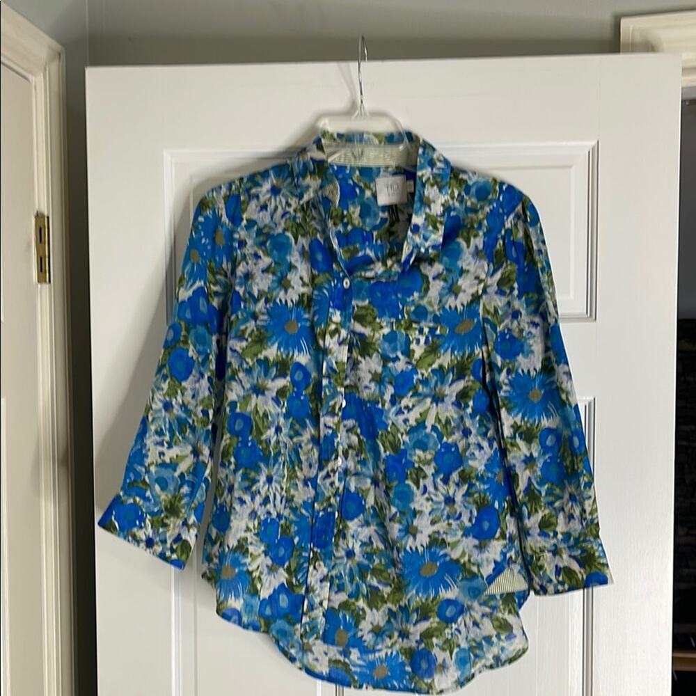 HD in Paris Floral Blue and Green Women's Top